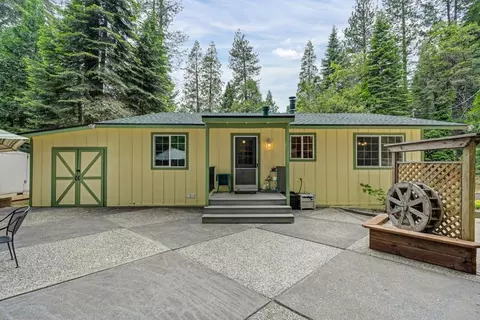 34618 Trail End Ct, Alta, CA 95701