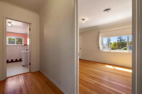 Entry Way - 1300 N Berkeley Ave, Turlock, CA 95380 photo 8 of 10