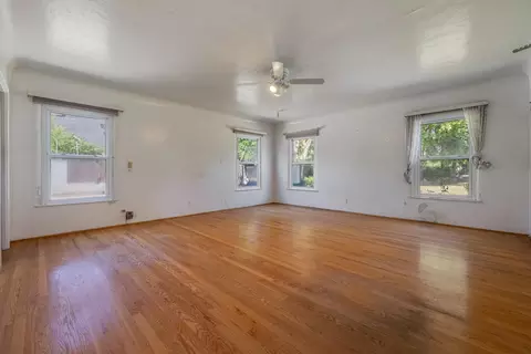 Living - 1300 N Berkeley Ave, Turlock, CA 95380 photo 3 of 4