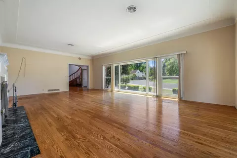 Living - 1300 N Berkeley Ave, Turlock, CA 95380 photo 2 of 4
