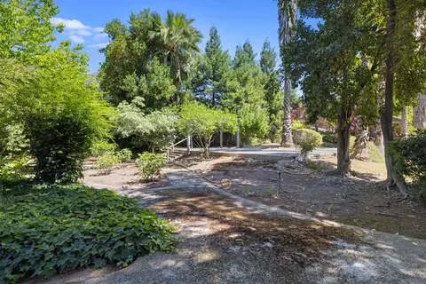 Exterior - 1300 N Berkeley Ave, Turlock, CA 95380 photo 12 of 18