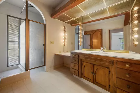 Bath - 1300 N Berkeley Ave, Turlock, CA 95380 photo 1 of 6