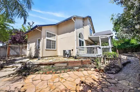 Exterior - 4038 Diane Dr, Antelope, CA 95843 photo 9 of 11