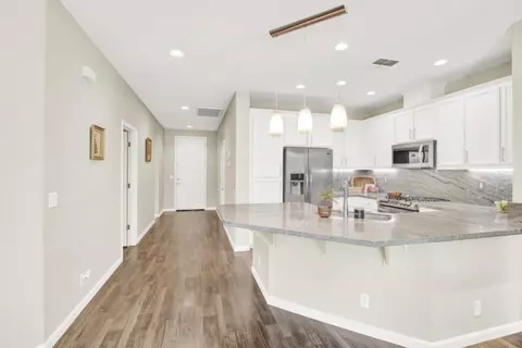 Entry Way - 541 W Boesch Dr, Ripon, CA 95366 photo 2 of 2