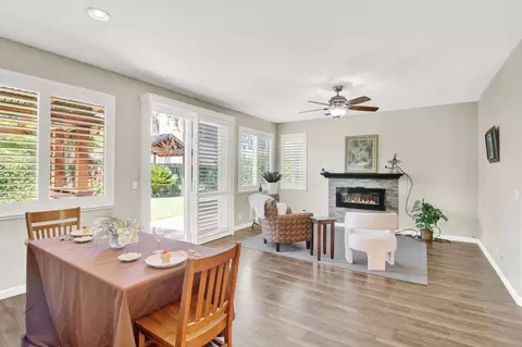 Dining - 541 W Boesch Dr, Ripon, CA 95366 photo 2 of 2