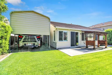Exterior - 541 W Boesch Dr, Ripon, CA 95366 photo 10 of 10