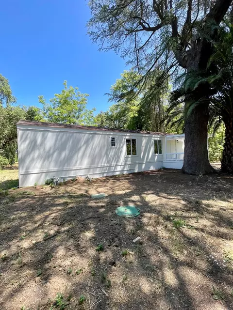 696 Justeson Ave, Gridley, CA 95948 photo 2