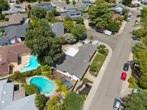 View/Area - 6417 Sandstone St, Carmichael, CA 95608 photo 2 of 8