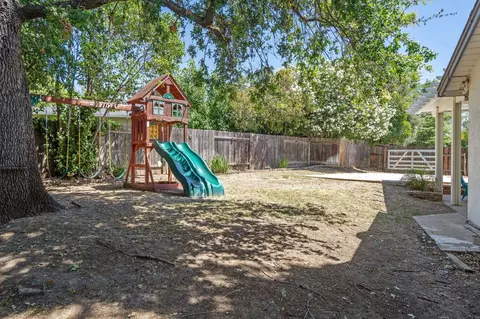 Exterior - 6417 Sandstone St, Carmichael, CA 95608 photo 14 of 14