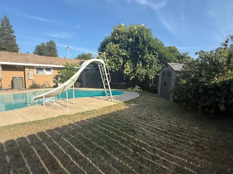 Exterior - 2875 R St, Merced, CA 95348 photo 4 of 10