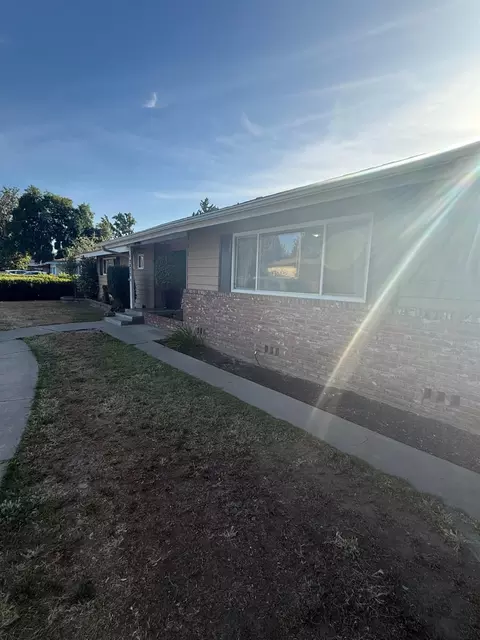 2875 R St, Merced, CA 95348