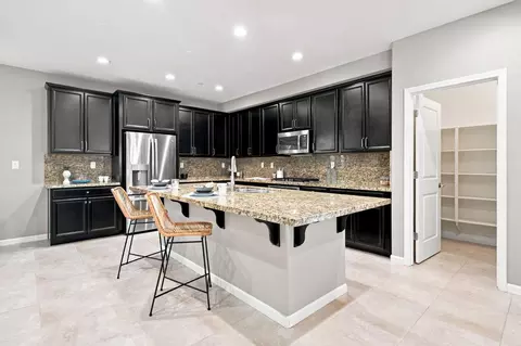 3943 Summit Dr, Tracy, CA 95377 photo 14