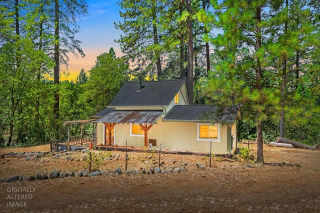 10121 Newtown Rd, Nevada City, CA 95959