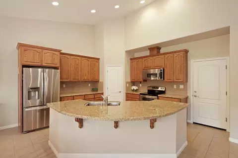 954 Stampede Trl, Galt, CA 95632