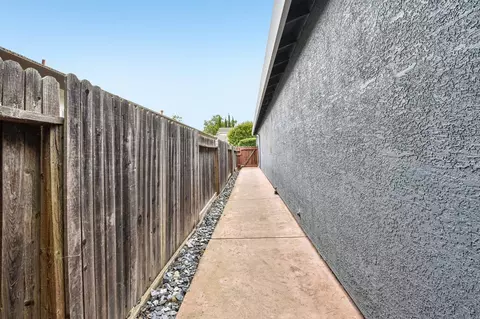 Entry Way - 3629 Laurel Grove Ct, Antelope, CA 95843 photo 1 of 1