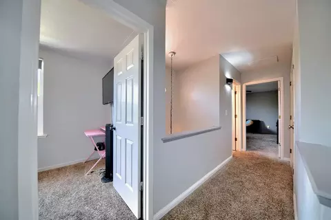 Entry Way - 2165 Jenni Ln, Tracy, CA 95377 photo 11 of 17