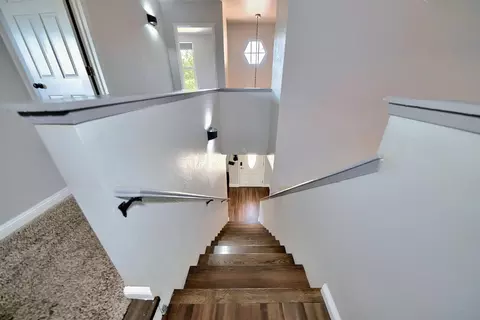 Entry Way - 2165 Jenni Ln, Tracy, CA 95377 photo 9 of 17