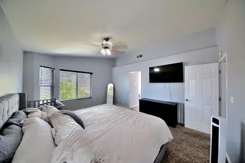 Bedroom - 2165 Jenni Ln, Tracy, CA 95377 photo 2 of 4