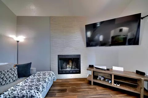 Living - 2165 Jenni Ln, Tracy, CA 95377 photo 1 of 3