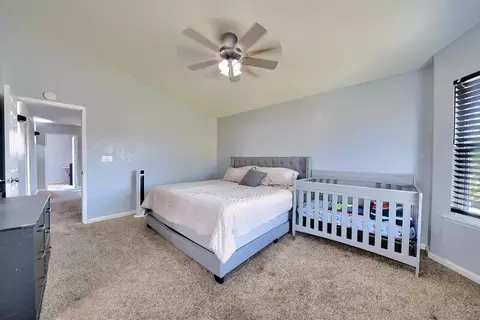 Bedroom - 2165 Jenni Ln, Tracy, CA 95377 photo 4 of 4