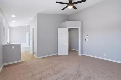 Bedroom - 936 Oakbrooke Ct, Modesto, CA 95351 photo 3 of 6