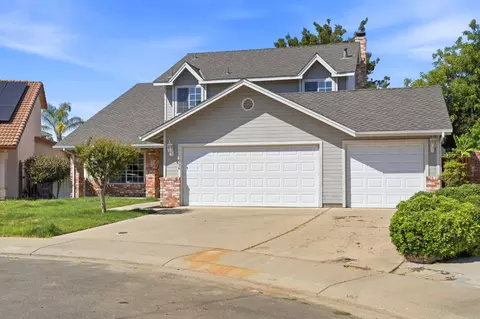 Exterior - 936 Oakbrooke Ct, Modesto, CA 95351 photo 3 of 15
