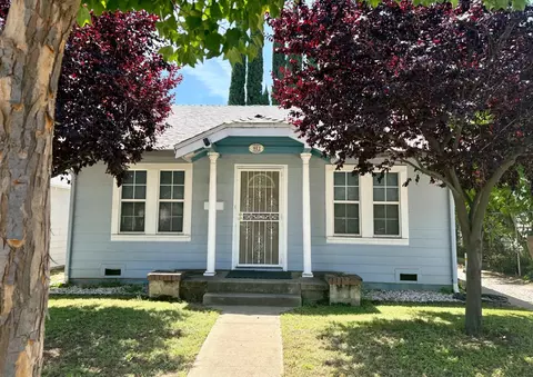 912 6th St, Marysville, CA 95901