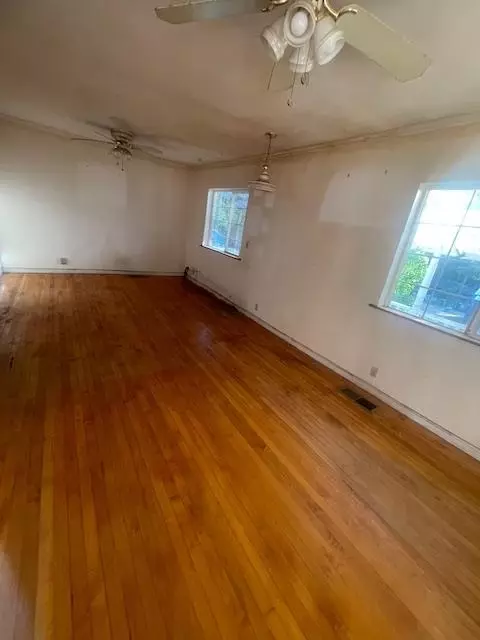 Living - 18910 Bumpy Rd, Grass Valley, CA 95949 photo 7 of 8