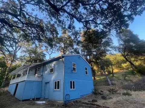 Exterior - 18910 Bumpy Rd, Grass Valley, CA 95949 photo 8 of 15