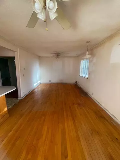 Living - 18910 Bumpy Rd, Grass Valley, CA 95949 photo 4 of 8