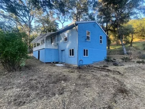 Exterior - 18910 Bumpy Rd, Grass Valley, CA 95949 photo 7 of 15