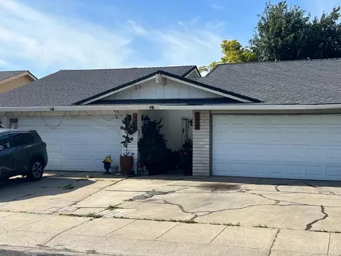 227 Lambert Ct, Lodi, CA 95240 photo 3