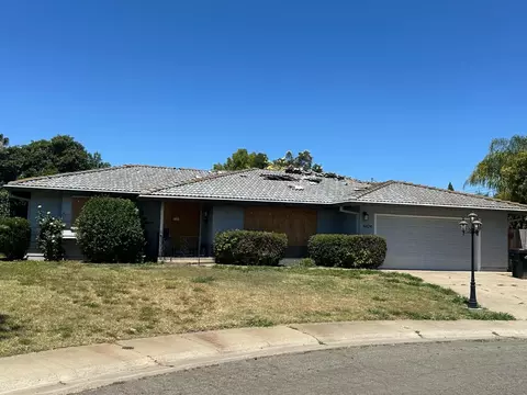 4424 Jasper Ct, Carmichael, CA 95608