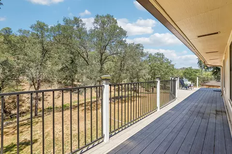 Exterior - 2100 Mulberry Ln, Placerville, CA 95667 photo 7 of 14
