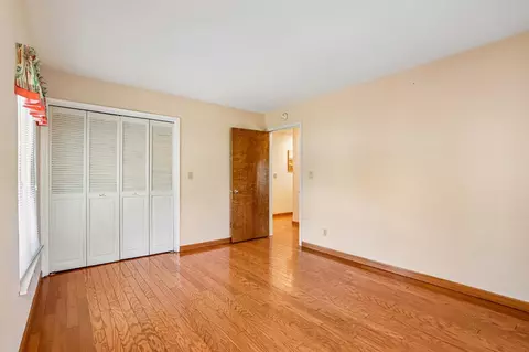 Bedroom - 2100 Mulberry Ln, Placerville, CA 95667 photo 2 of 5