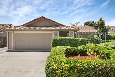 530 Mahogany Ln, Tracy, CA 95376