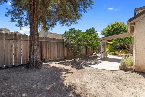 Exterior - 4608 Sun Stone Ct, Salida, CA 95368 photo 3 of 8