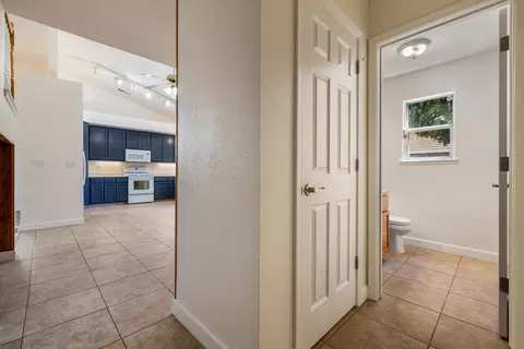 Entry Way - 4608 Sun Stone Ct, Salida, CA 95368 photo 3 of 11