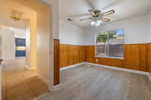 Entry Way - 4608 Sun Stone Ct, Salida, CA 95368 photo 5 of 11