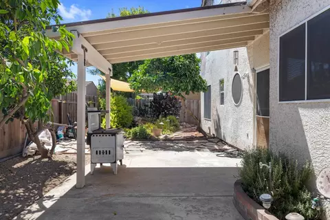 Exterior - 4608 Sun Stone Ct, Salida, CA 95368 photo 4 of 8