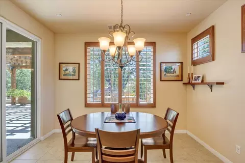Dining - 119 Hawkridge Ct, Copperopolis, CA 95228 photo 3 of 4