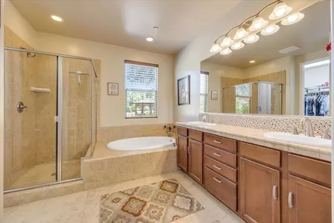 Bath - 119 Hawkridge Ct, Copperopolis, CA 95228 photo 1 of 5