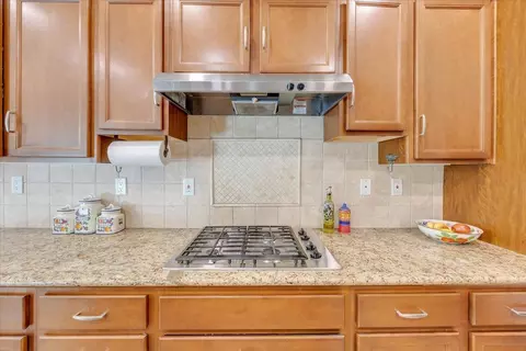 Kitchen - 119 Hawkridge Ct, Copperopolis, CA 95228 photo 4 of 6
