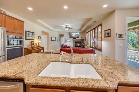 Kitchen - 119 Hawkridge Ct, Copperopolis, CA 95228 photo 3 of 6