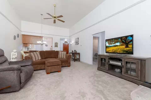 Living - 20619 Wayne Ct, Sonora, CA 95370 photo 2 of 3