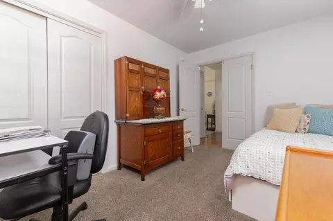 Bedroom - 20619 Wayne Ct, Sonora, CA 95370 photo 2 of 6