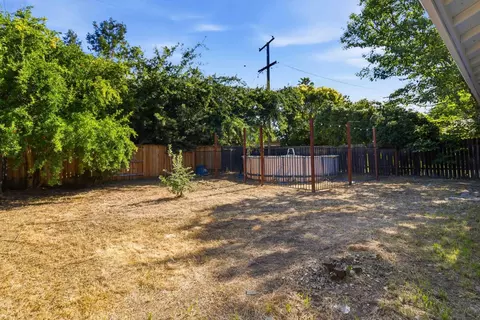 Exterior - 1705 Drexel Dr, Davis, CA 95616 photo 7 of 7