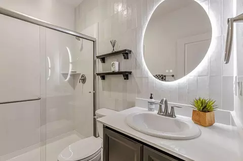 Bath - 2482 Augusta Ave, Tracy, CA 95377 photo 1 of 5