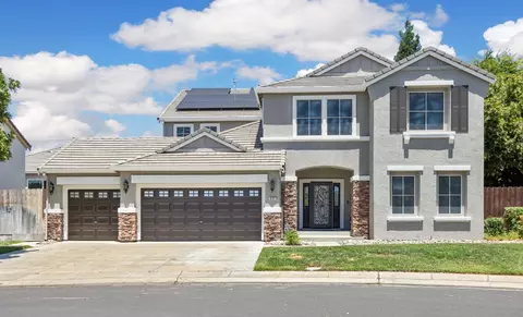935 Shortland Cir, Manteca, CA 95337