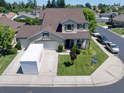 13317 Harbor Dr, Waterford, CA 95386